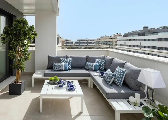 Alamar 3 Bed Penthouse Side *