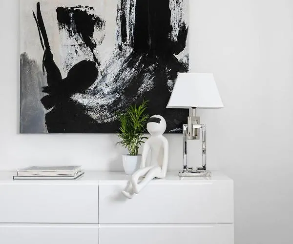 Alamar 3 Bed Penthouse Side *